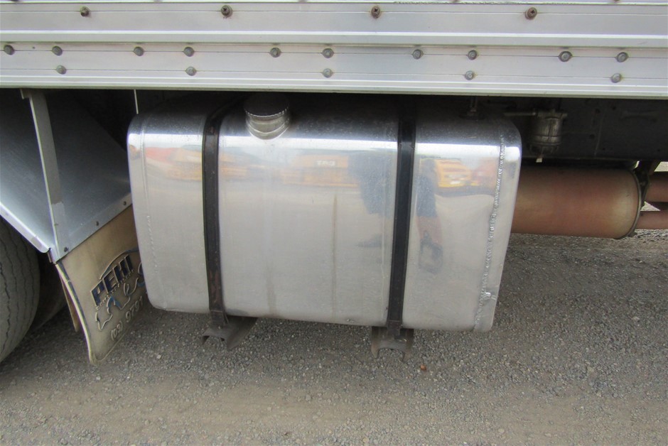 NED KELLY UNIQUE BOXED SET OF 1 GOLD INGOT & PISTOL - FINISHED IN 24K GOLD