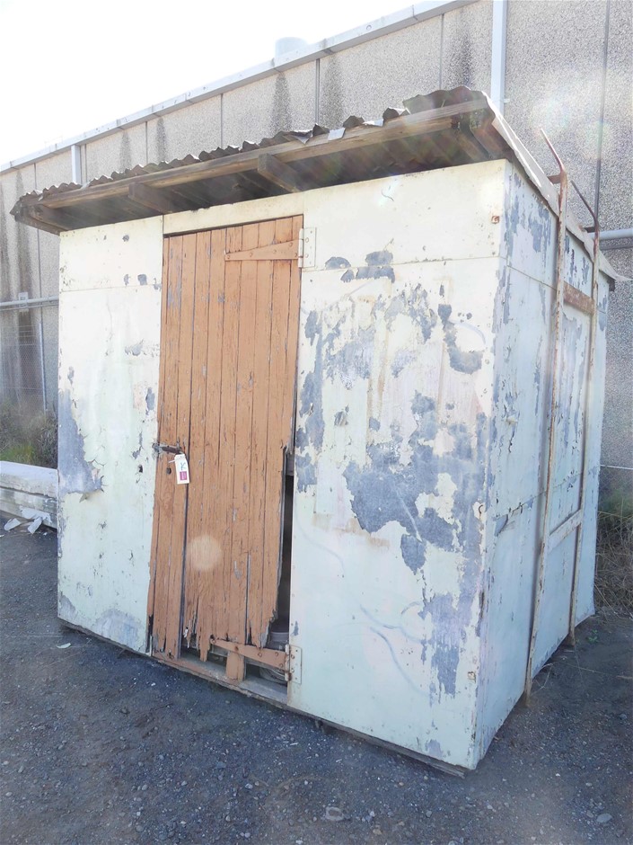 Vial full of Gold Leaf/Flake