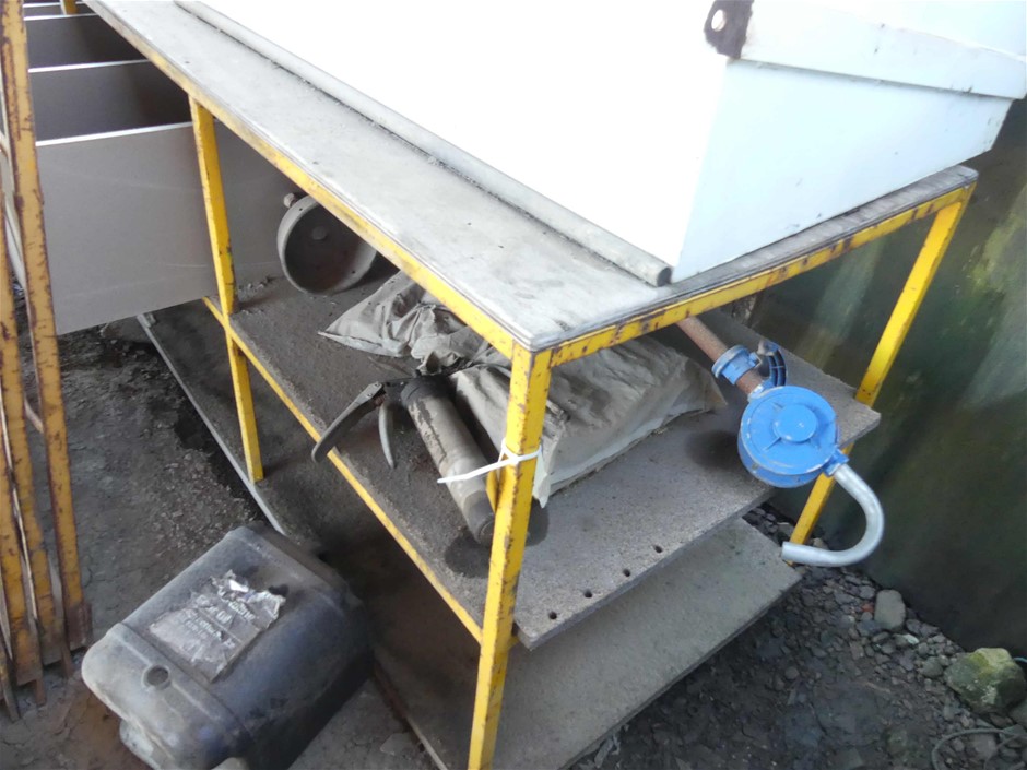 Byrne Estate Gown Shiraz Cabernet 2021 (12x 750mL) SA