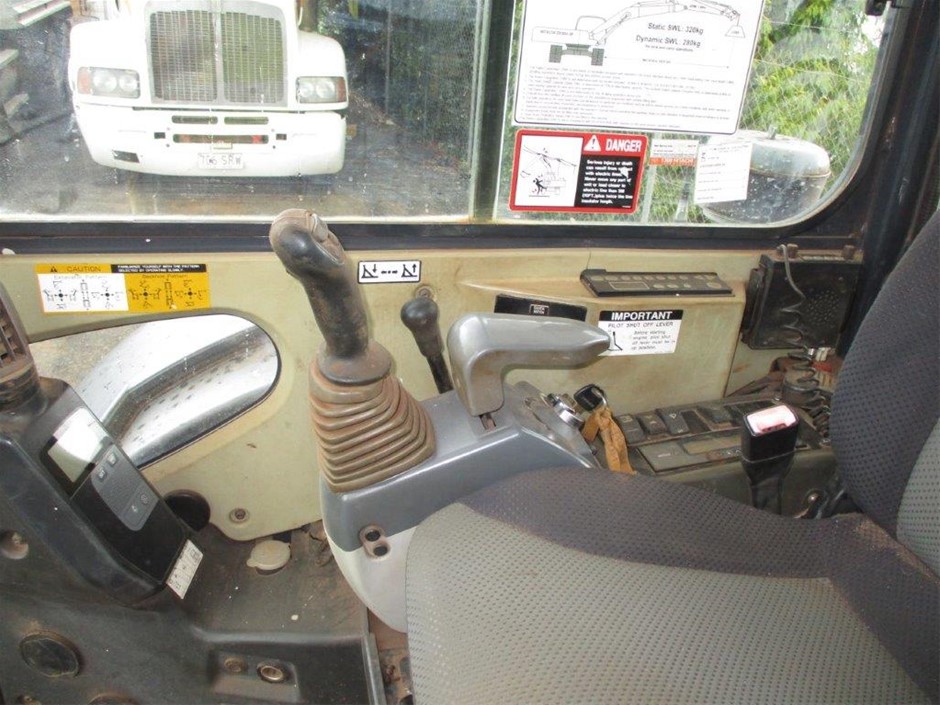 Large Work bench (Unused)