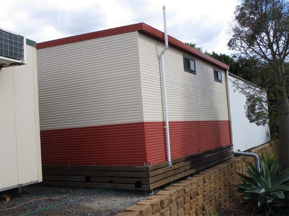 Cast Iron 200Lb Anvil (Unused)