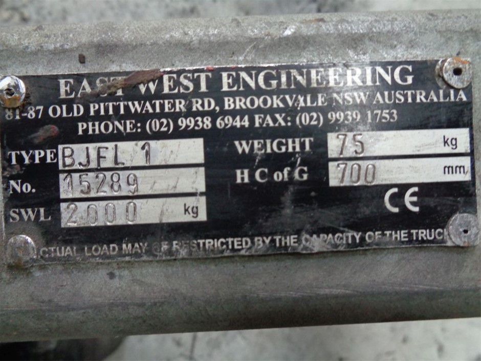 2mm Simulated Diamonds 925 Sterling Silver Tennis Bracelet-17cm