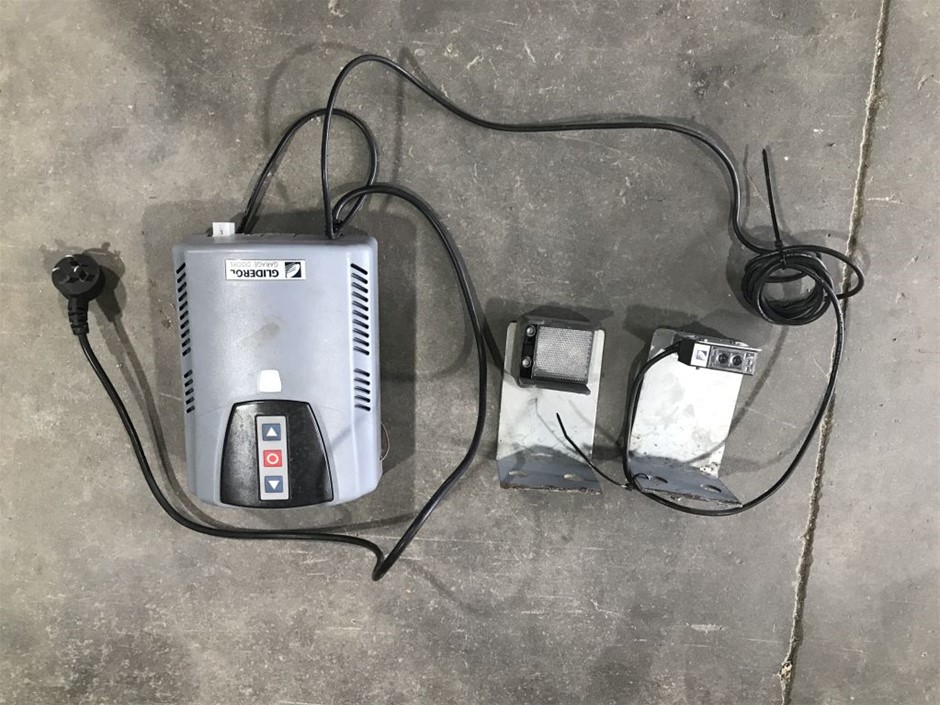 <p>Canopy and Ute Tray</p>