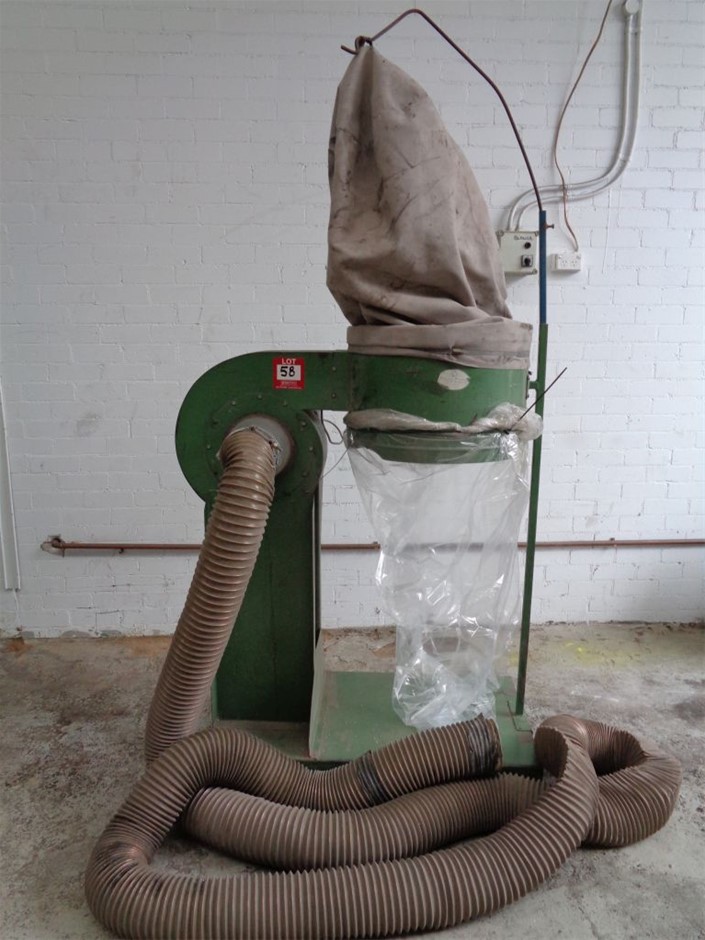 OZTRAIL Shade Deluxe Dome With Sunwall, 4.2 Metre Size.