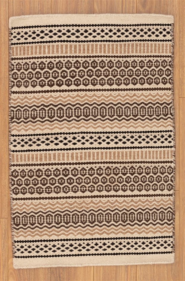 PHILIPS 5000 Series Double Walled Kettle, Stainless Steel, Black. NB: Has b