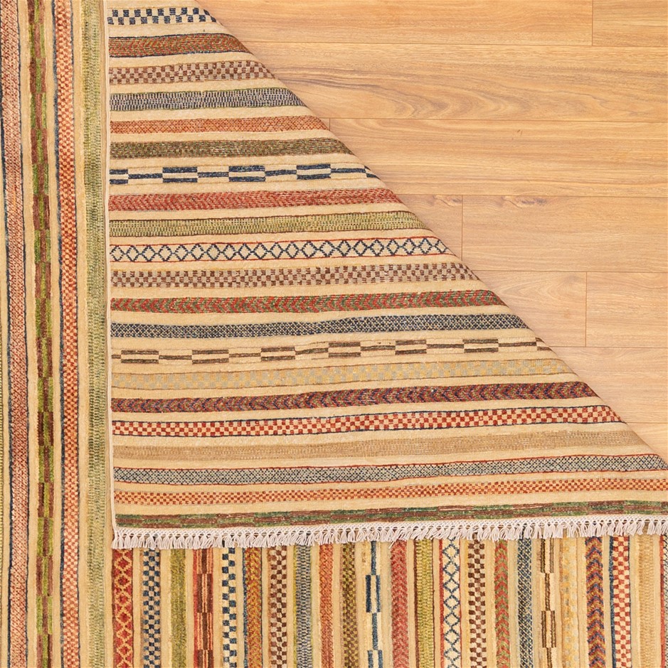 Pack of 192pc SIGNATURE Freezer Large Bags, 4.5L. N.B: Damaged packaging.