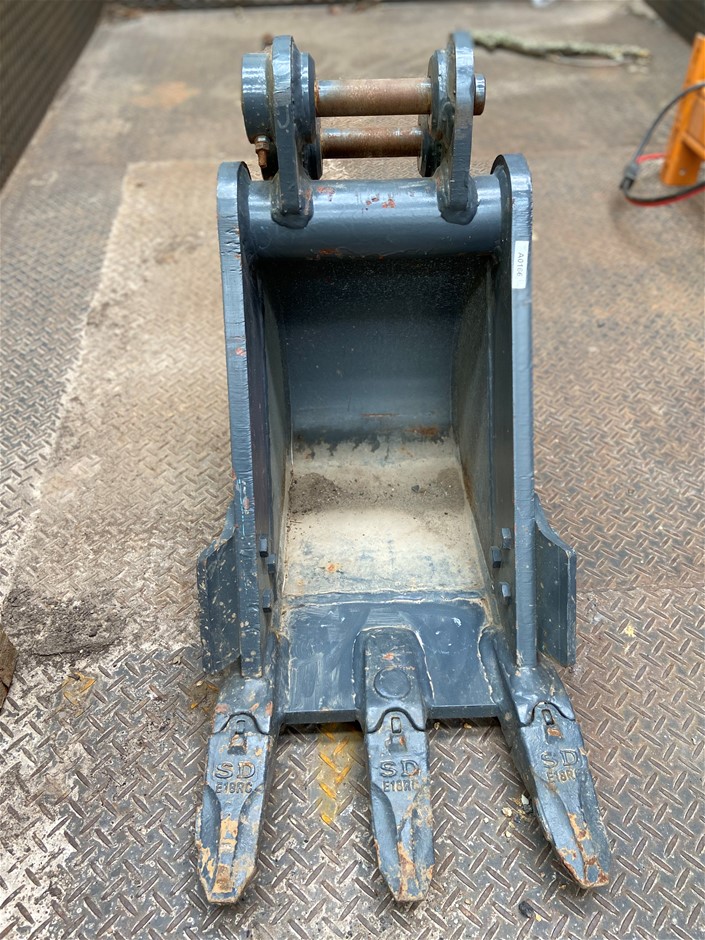 One Kilo of Australia KGV/King George VI/Queen Elizabeth