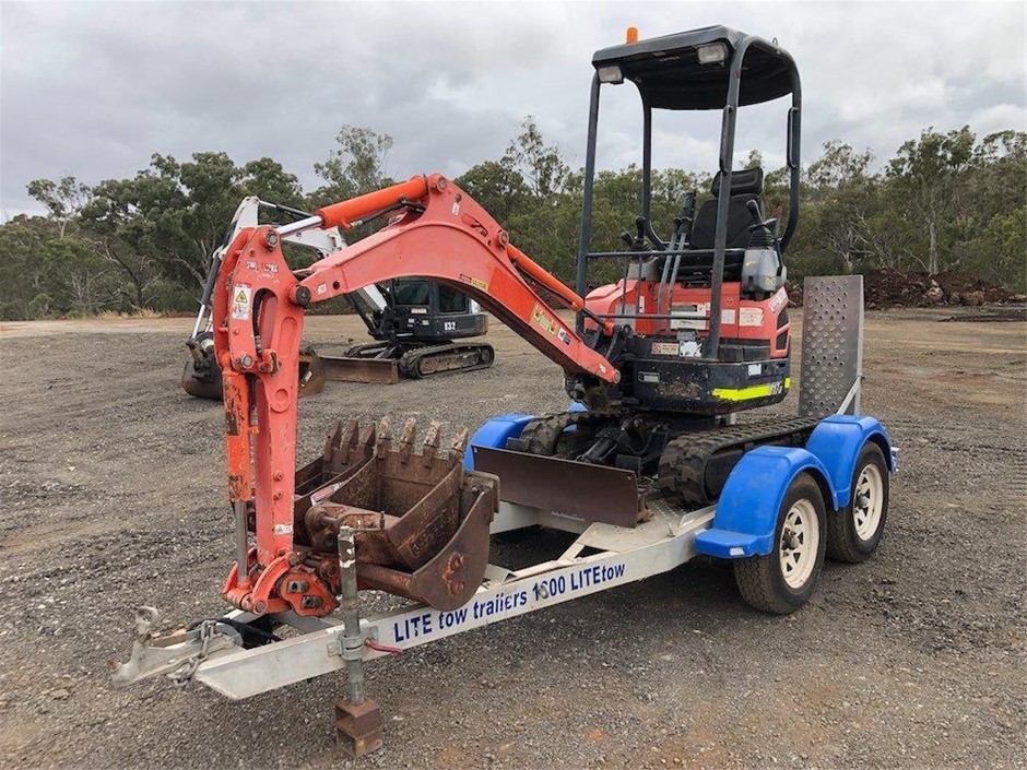 5 Packs Of Cable Ties Each 100pcs, Size 3.6mm x 200mm, Black.