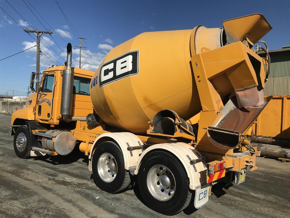 0.24 Ct Emerald Gemstone