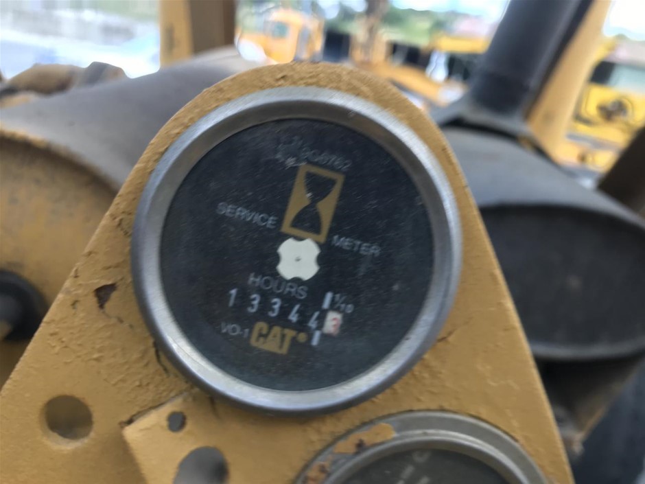 CAMP CHEF Folding Side Shelf Set for Three-Burner Stoves, Compatible Camp 1