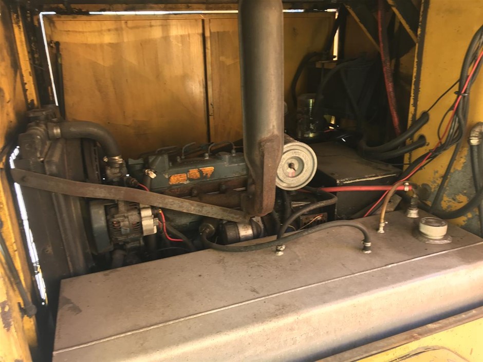 TP-LINK N300 Wi-Fi Range Extender, AP Mode Supported, Single Band.