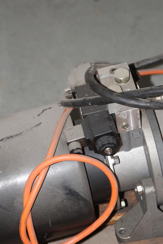 Silver-Filled Cuban Chain Necklace, 8MM Wide - 55.8cm