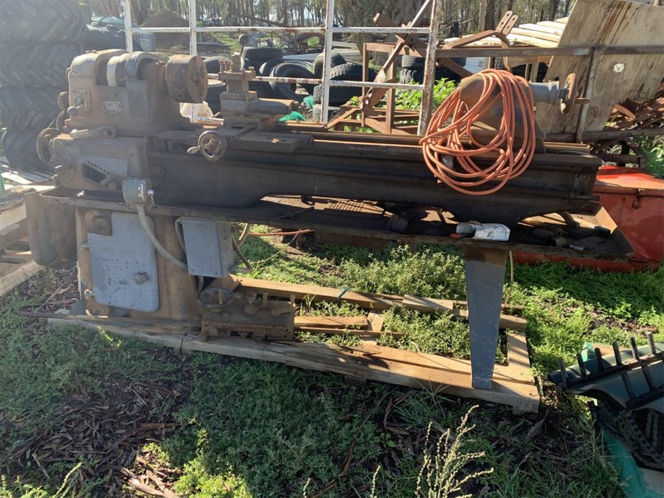 Green Aventurine & Blister Pearl Pendant Charm Link Necklace