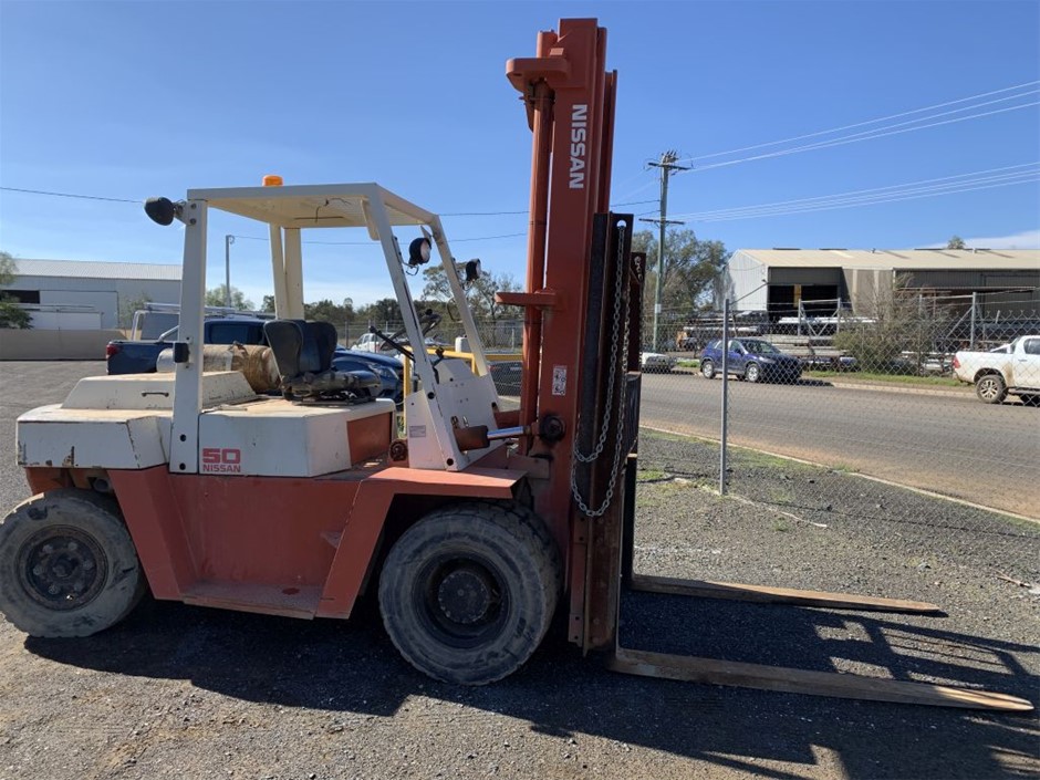 7-8mm Potato Shape Pearl with Real Platinum Plated Necklace