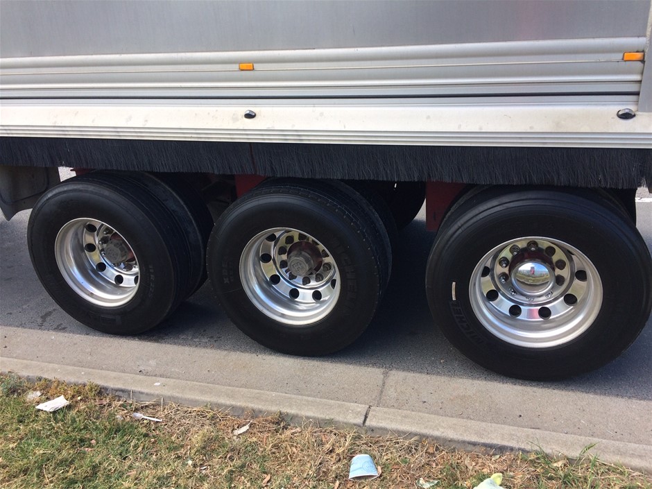 DKNY Leather Tote Bag, Black/Gold (BGD).