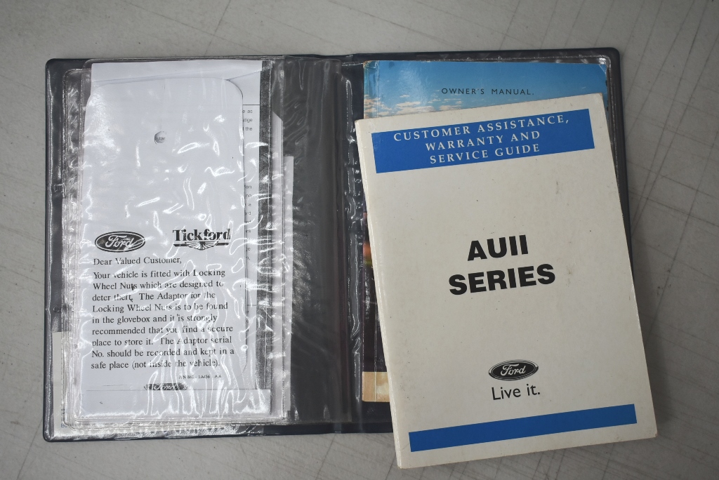 Assorted Crocs Jibbitz: Food Shoe Charms X Cartoon Character Shoe Charms, C