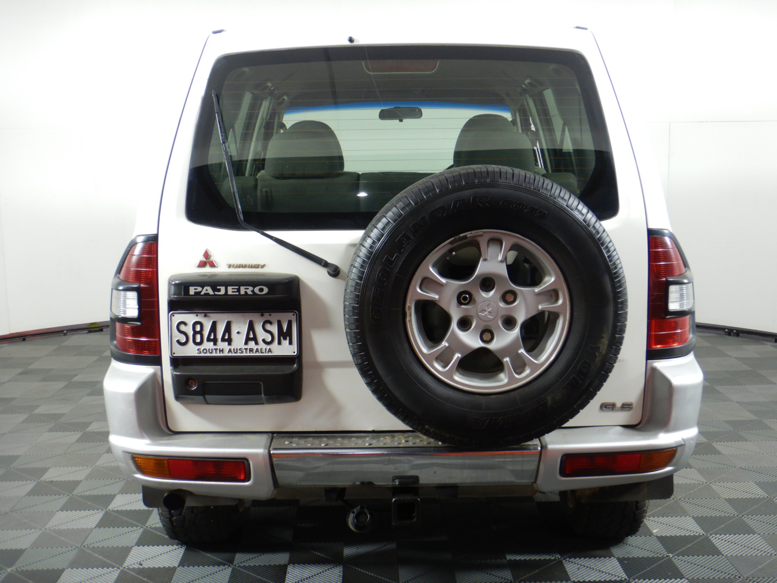 BUNDLE of 2: CHEF WORKS Memphis Bistro Apron (Indigo Blue) + CHEF WORKS Wom