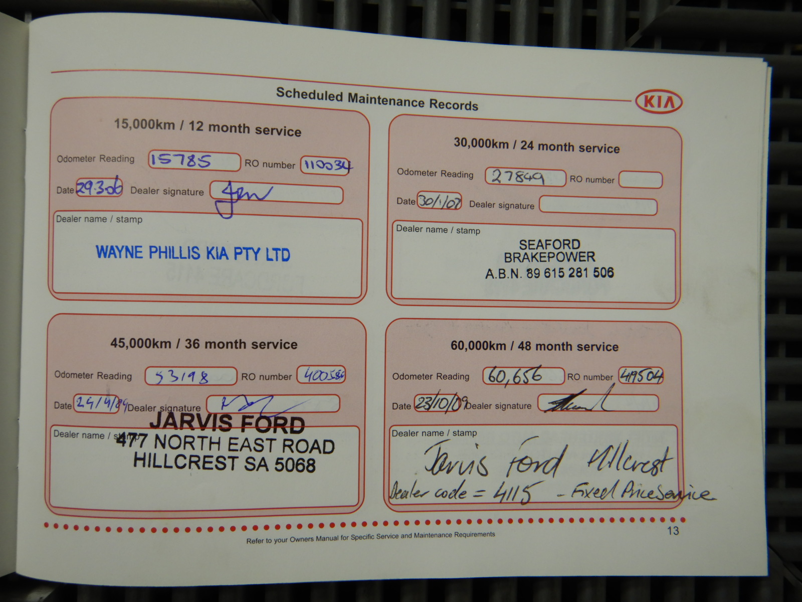 ROBOROCK Saros 10R Robotic Vacuum Cleaner RR-S10R52-03-BLK Black. NB: Well