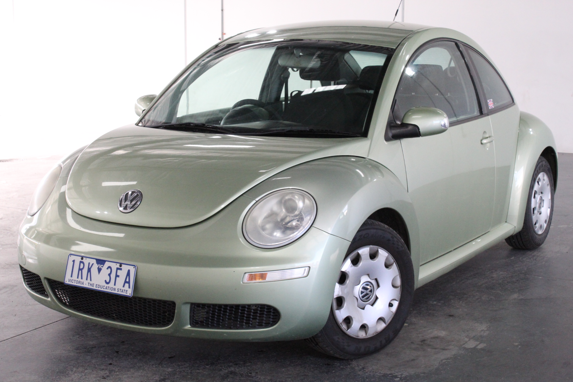 SAMSONITE Centric Expandable Hardside Carry On Luggage with Spinner Wheels,