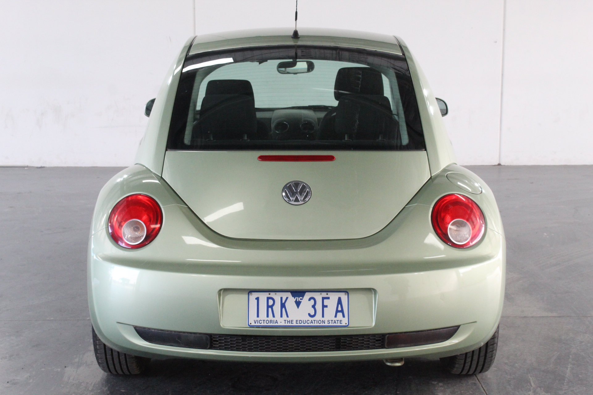 PURE DESIGN Fitness TR8 Treadmill. NB: Condition unknown. <b>Important Noti