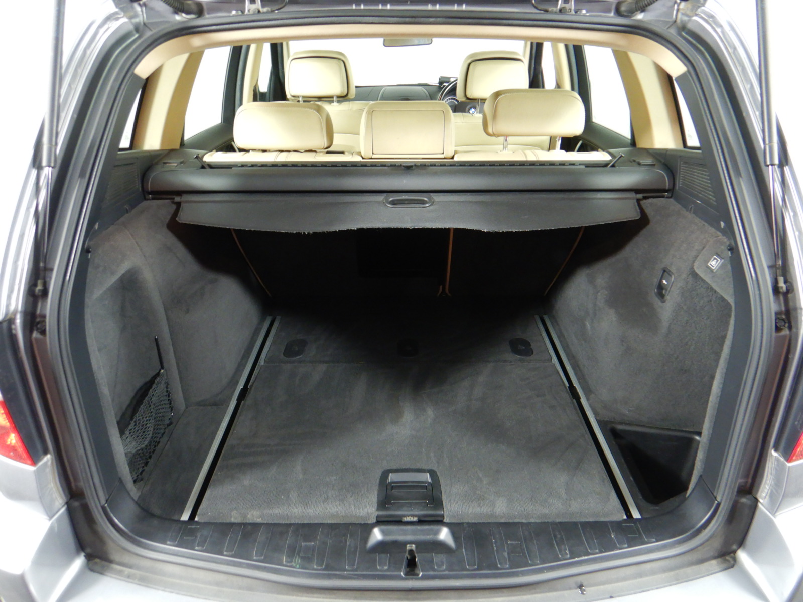 2 x GLAD Bake & Cooking Paper, 120m x 30cm. NB: Damaged packaging.