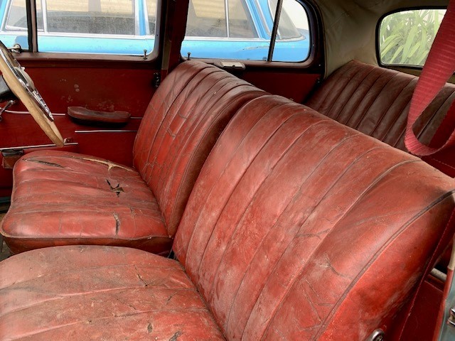 FANTTIK Cordless Handheld Car Vacuum Cleaner.