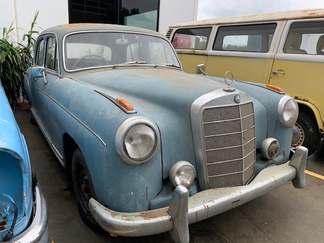 BRAUN Series 8 Men's Electric Shaver, Model 8453CC.