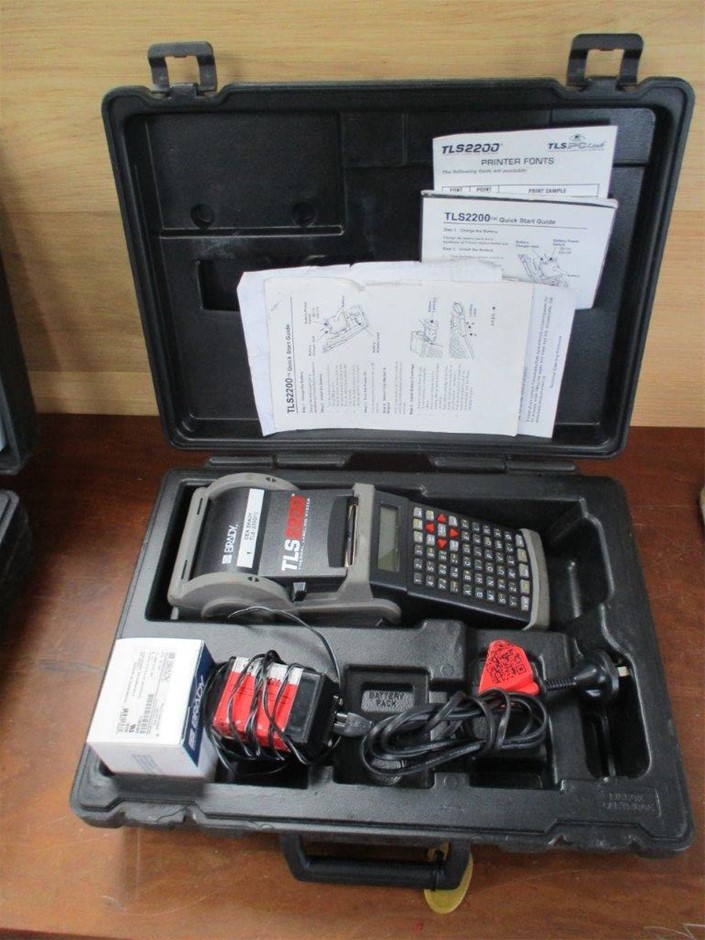 SIBERIAN MOUNTAIN Cat Tree, blue, 5ft tall. NB: Damaged packaging, some par