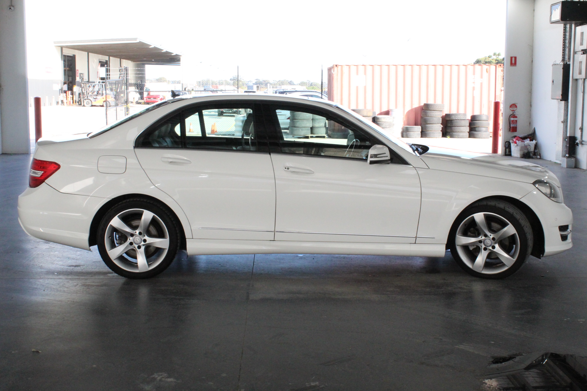 3 x DREAM ON Knot Pillow, 28cm, Pink.