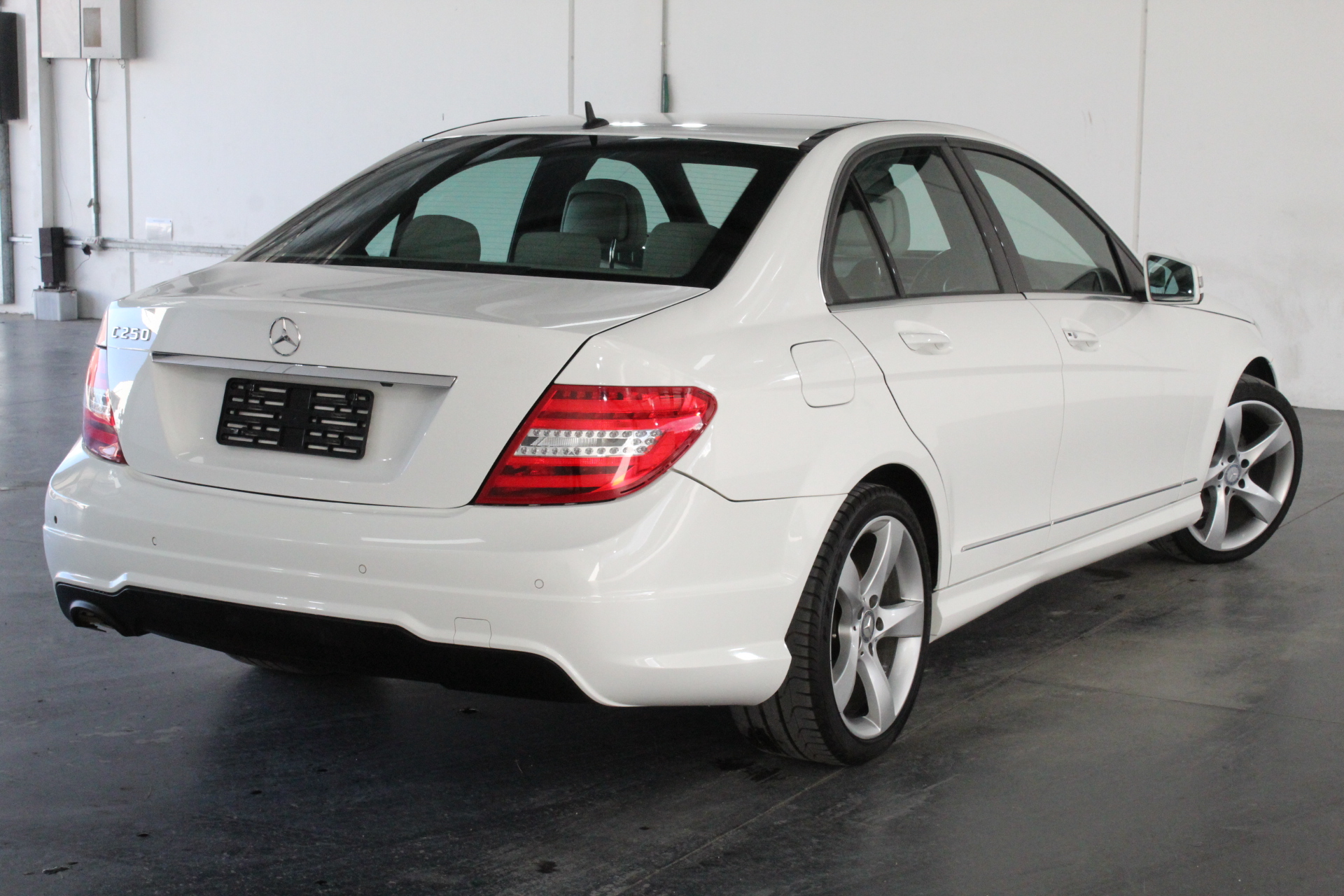 6 x AUSSIE FIELDS Australian White Vinegar, 4L.