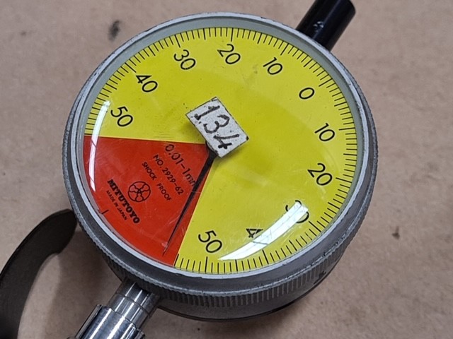 1/100 Ounce -Gold Scottdale & 1/10 Ounce Xag Silver coins x 4 Unc