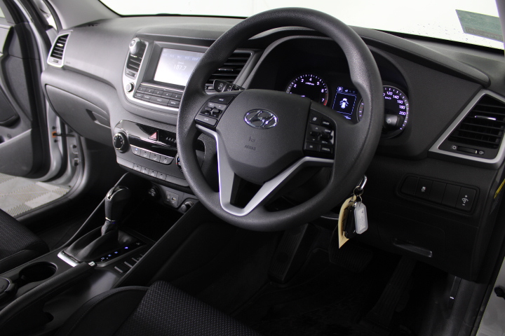 Vial full of Gold Leaf/Flake x 3