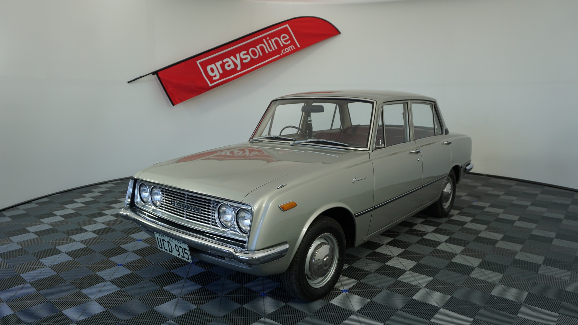 UNC 2023 $2 Vegemite Yellow RARE Coloured two dollar Coin