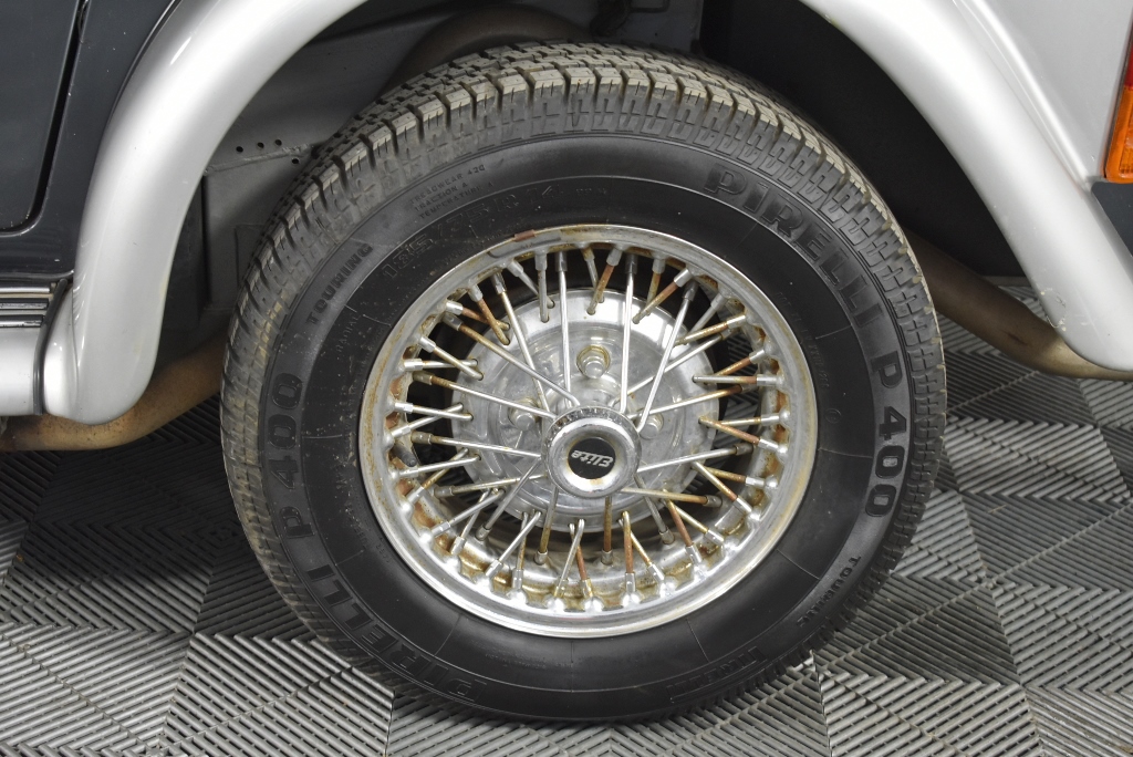 Wolf Blass Red Label Cabernet Merlot (6x 750mL).