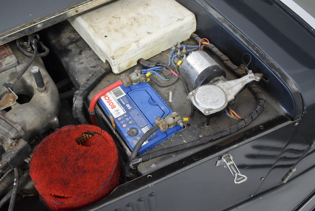 Wolf Blass Red Label Semillon Sauvignon Banc (6x 750mL)