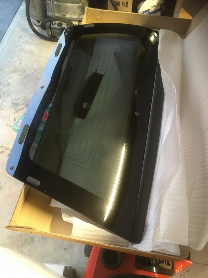 Yellowglen Yellow Sparkling NV (4 Cluster Pack) (24x 200mL).