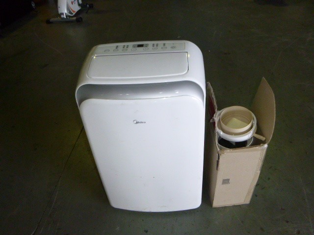 Roberts Estate Shiraz 2023 (12x 750mL) SEA