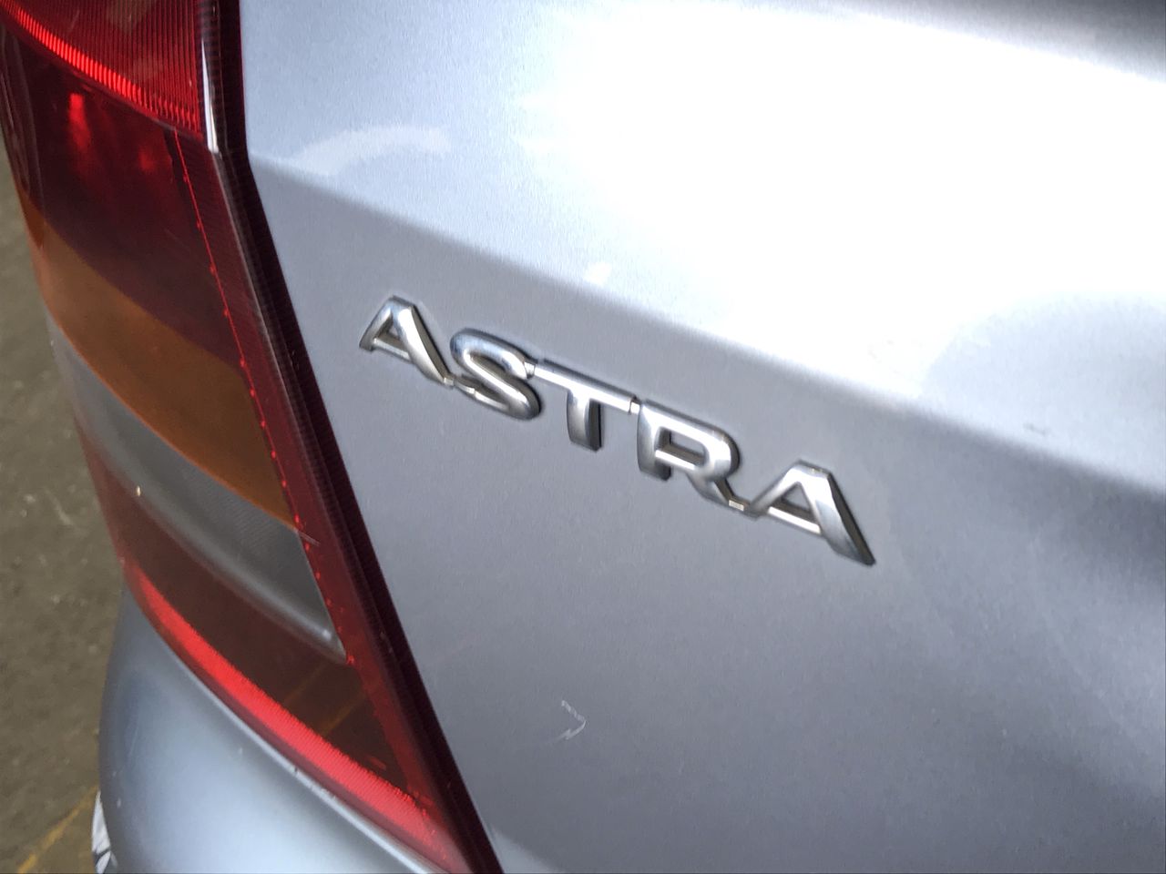 Pierre Delize Blanc De Blancs Brut NV (6x 750mL), France.