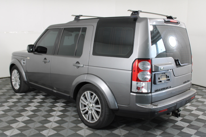 Victoria Bitter Electronic Cricket Scoreboard Radio Clock/Electronic Device