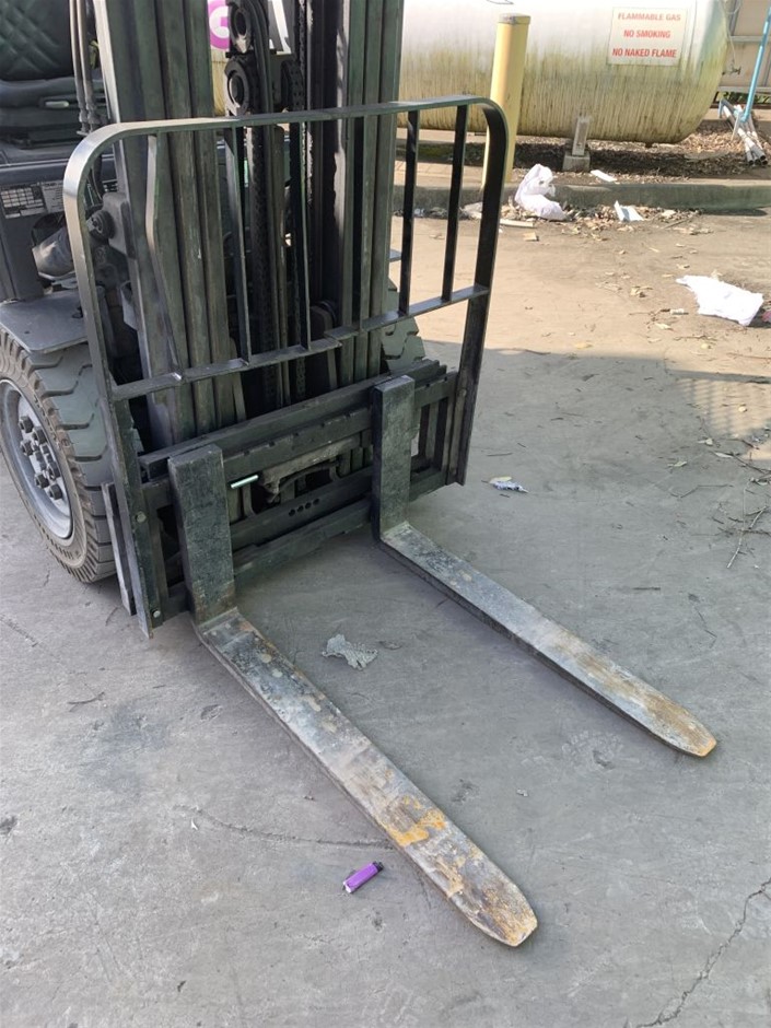 Flat Edge Baroque & Pearls 18k Gold Plated Necklace