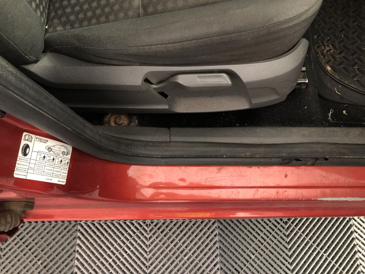 Duchesse De Paris Rosé Brut NV (6x 750mL), France.