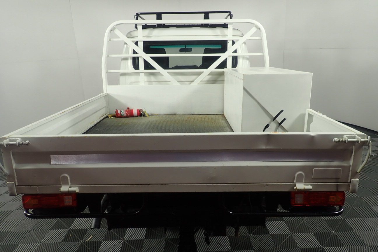 Wolf Blass Zero Sauvignon Blanc NV (6x 750mL).