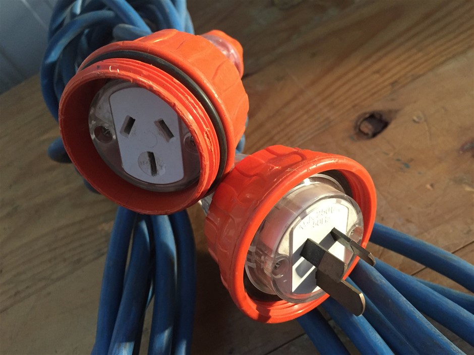 The Hero Preservative Free Pinot Noir (6x 750mL)