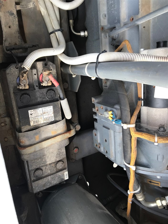 Little Giant Pinot Noir (6x 750mL).