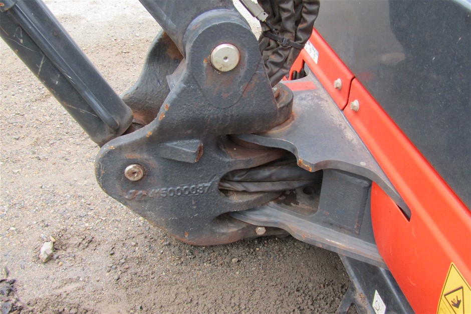 Evans & Tate Hullabaloo Shiraz 2017 (6x 750mL) Margaret River