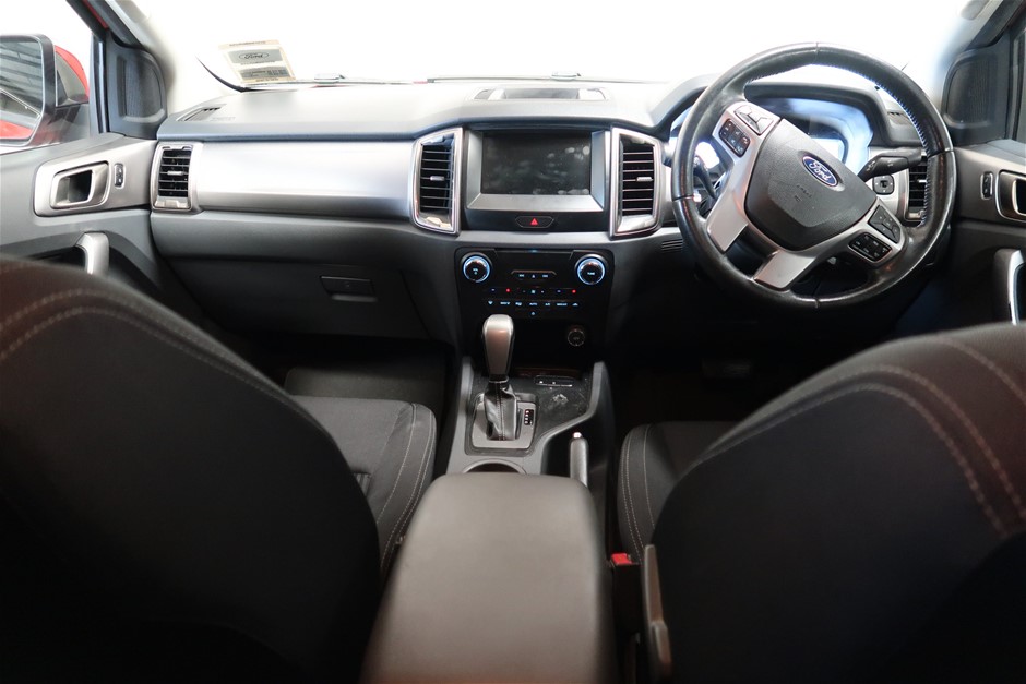 Figaro Stainless Steel Holy Cross Bracelet (adjustable)