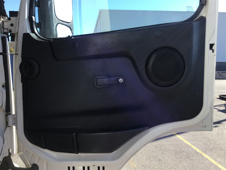 18K Gold-Filled Cuban Link Chain Bracelet, 6MM Wide - 17.8cm