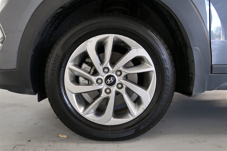 By The Vineyard Pinot Grigio (12x 750mL). SEA.