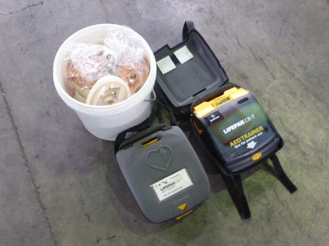 Duchesse De Paris Brut Blanc De Blancs NV (6x 750mL), France.