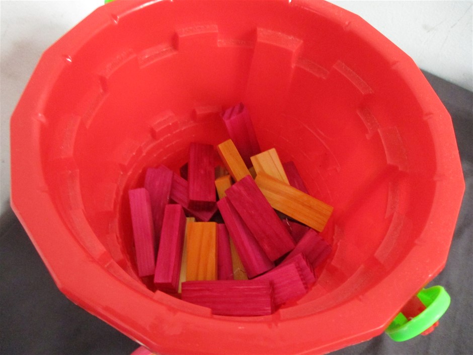 PELICAN V525 Case with Foam for Camera.